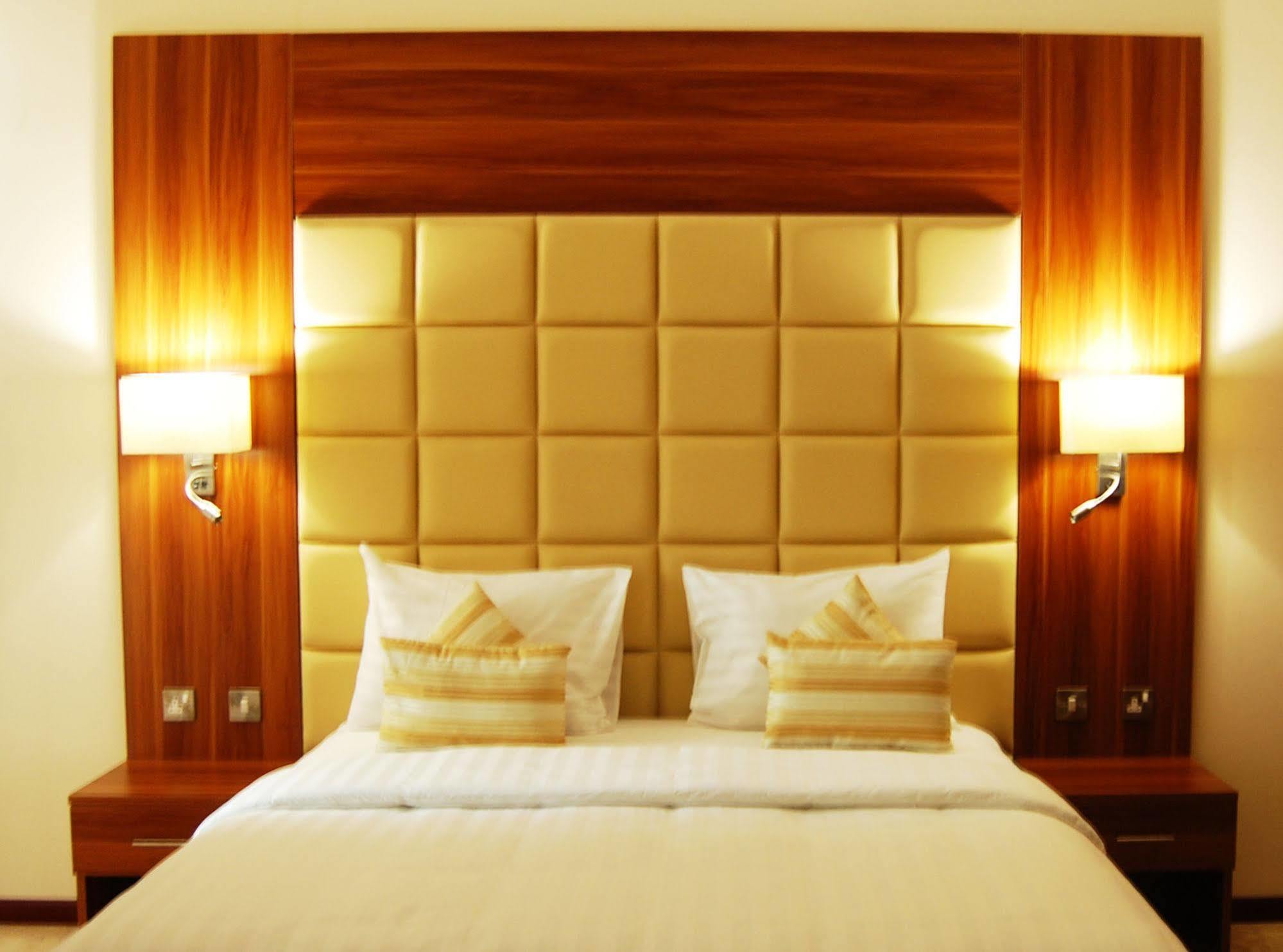 Golden Ocean Hotel Doha Exterior foto