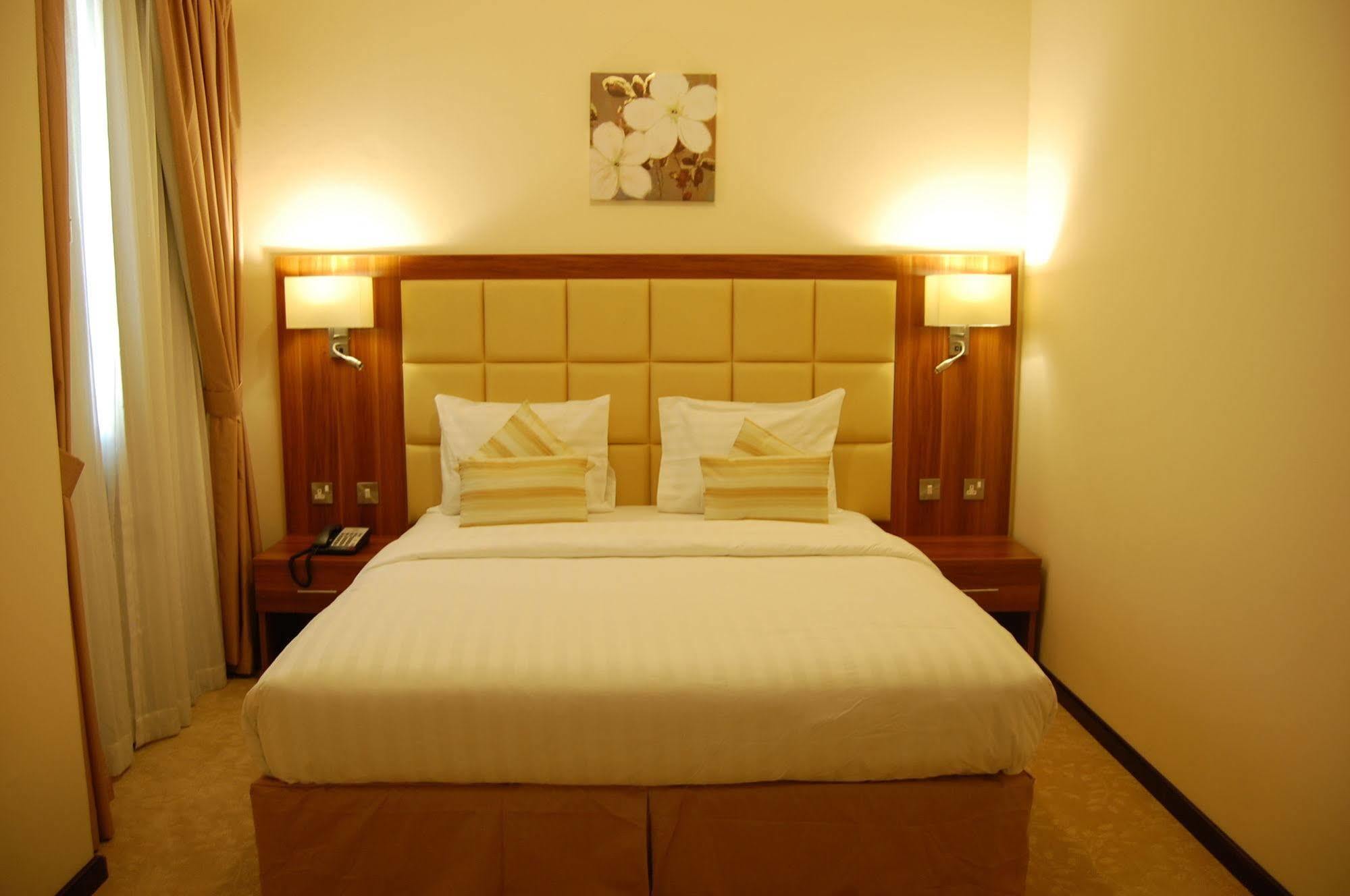 Golden Ocean Hotel Doha Exterior foto