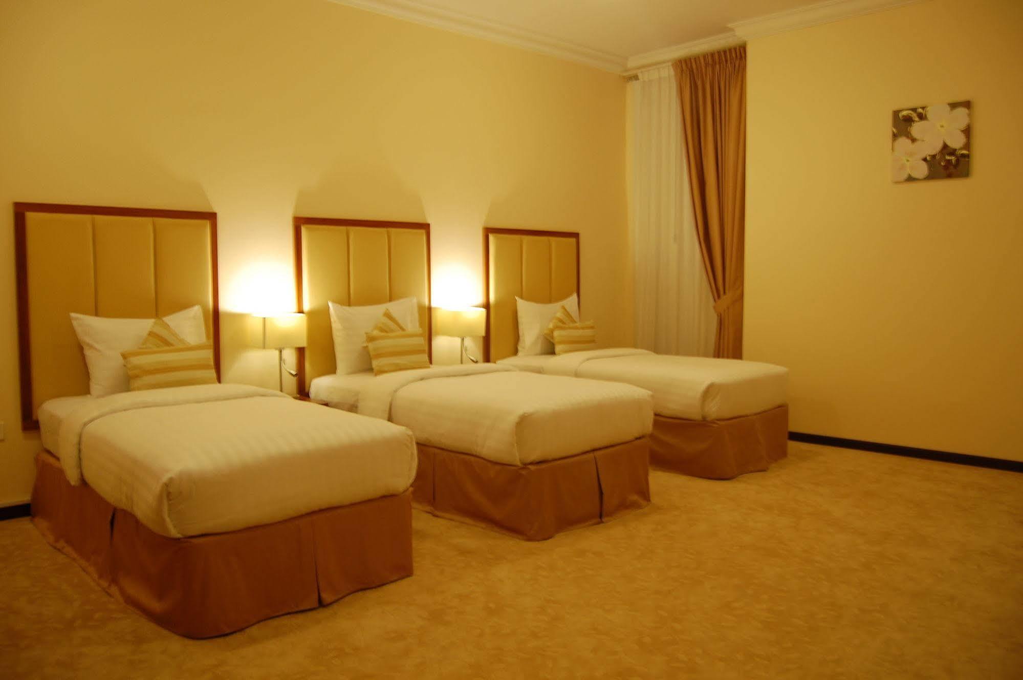 Golden Ocean Hotel Doha Exterior foto