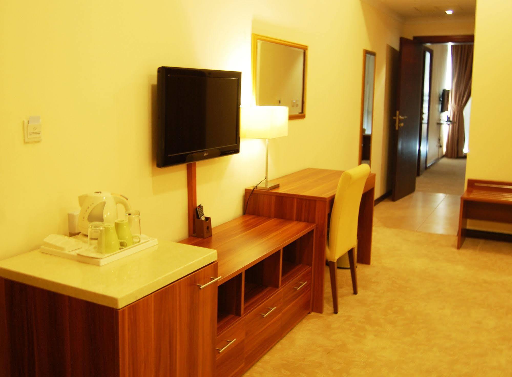 Golden Ocean Hotel Doha Exterior foto